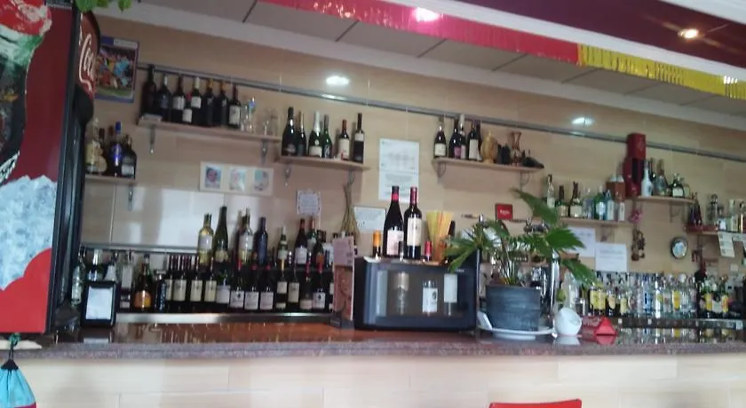 Hostel Oasis 미아미플라자 0*,  스페인